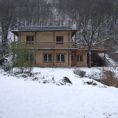 Kismelyvolgyi Vendeghaz 2* Pécs