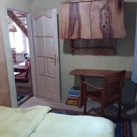Guest house Kismelyvolgyi Vendeghaz 2*